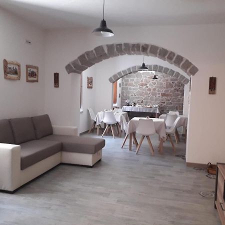 Bed and Breakfast viche viche Orgosolo Exterior foto